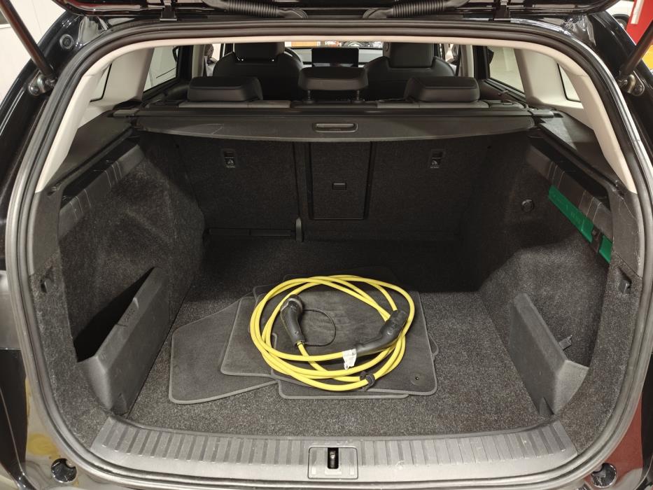 SKODA Enyaq 2023