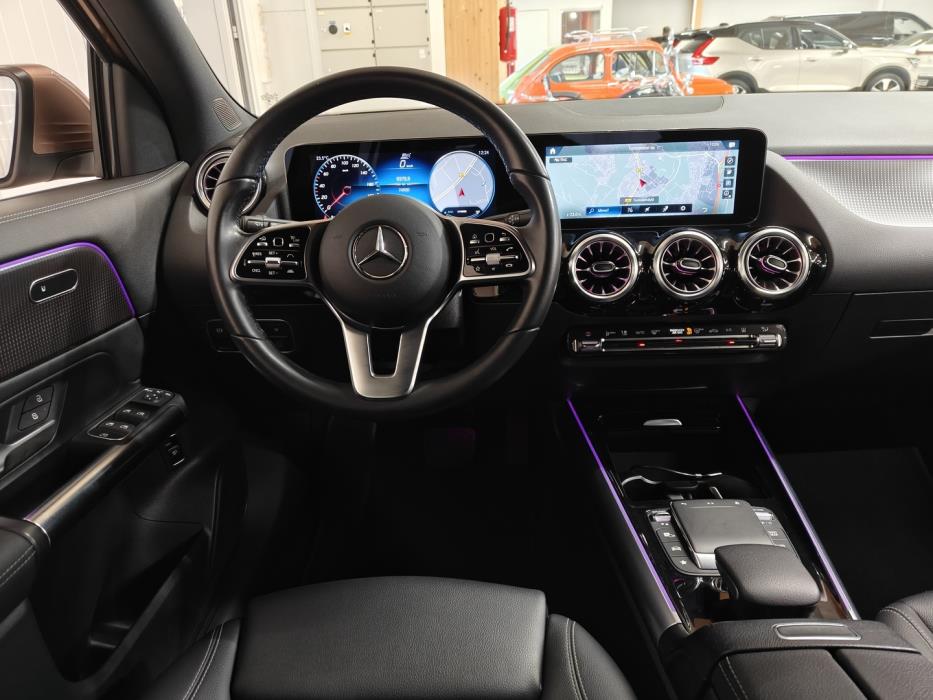 MERCEDES-BENZ EQA 2023