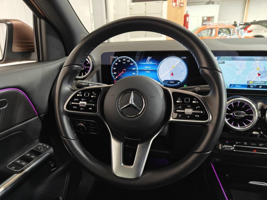MERCEDES-BENZ EQA 2023