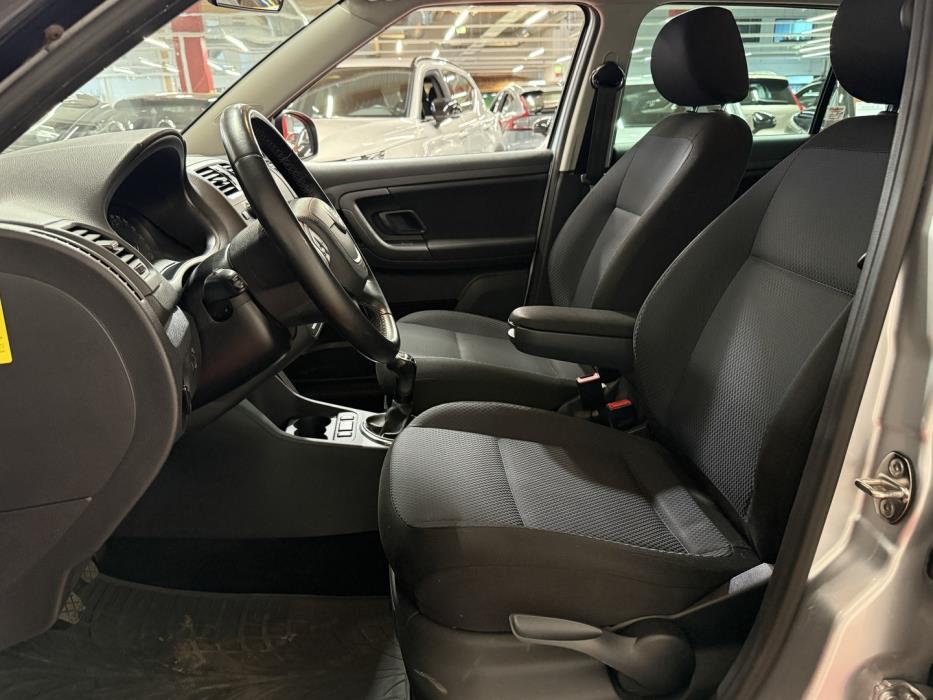 SKODA Fabia 2011