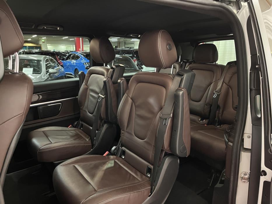 MERCEDES-BENZ V 2016