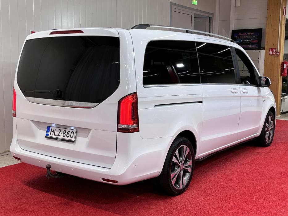 MERCEDES-BENZ V 2016