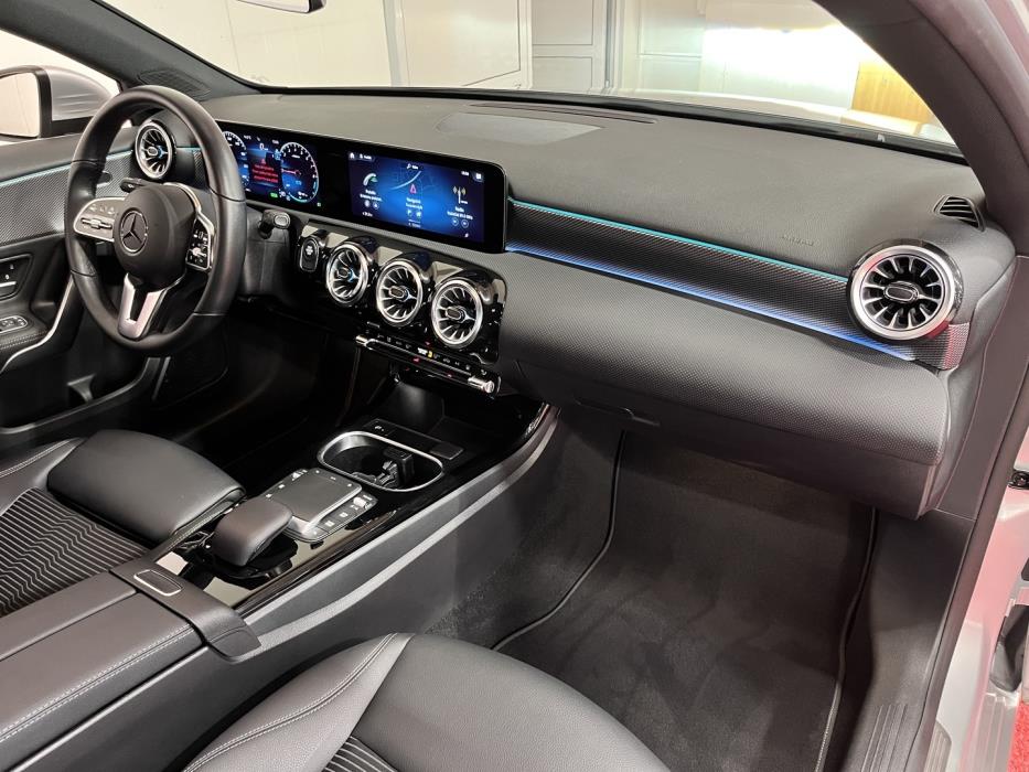 MERCEDES-BENZ A 2023