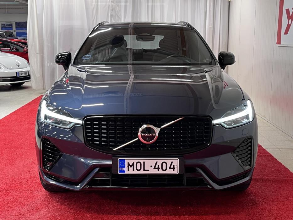 VOLVO XC60 2023