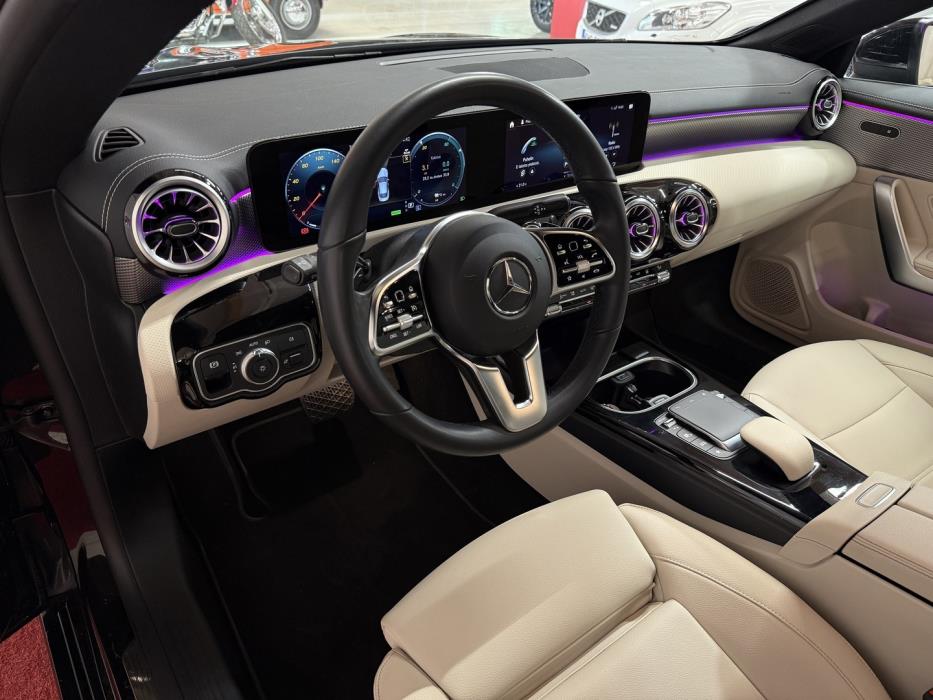 MERCEDES-BENZ CLA 2023