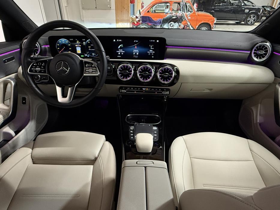 MERCEDES-BENZ CLA 2023