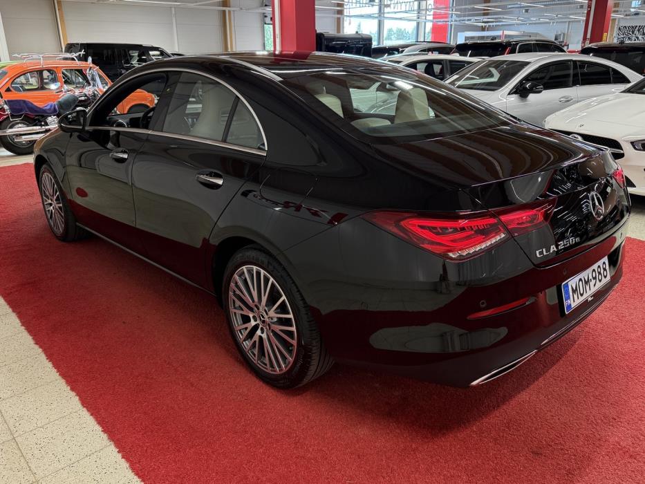 MERCEDES-BENZ CLA 2023
