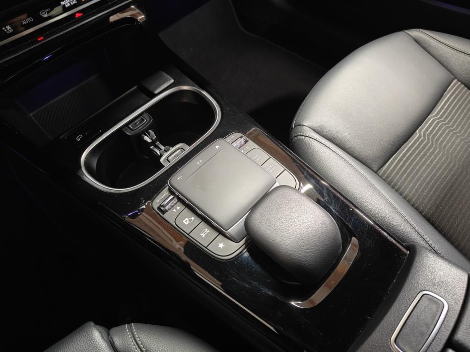 MERCEDES-BENZ CLA 2023