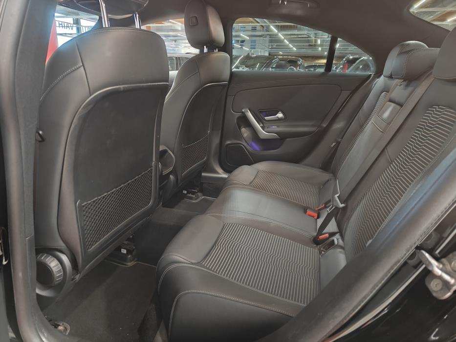 MERCEDES-BENZ CLA 2023