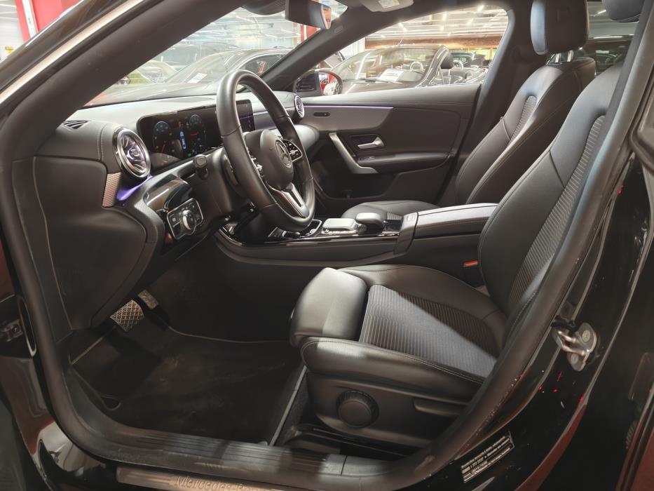 MERCEDES-BENZ CLA 2023