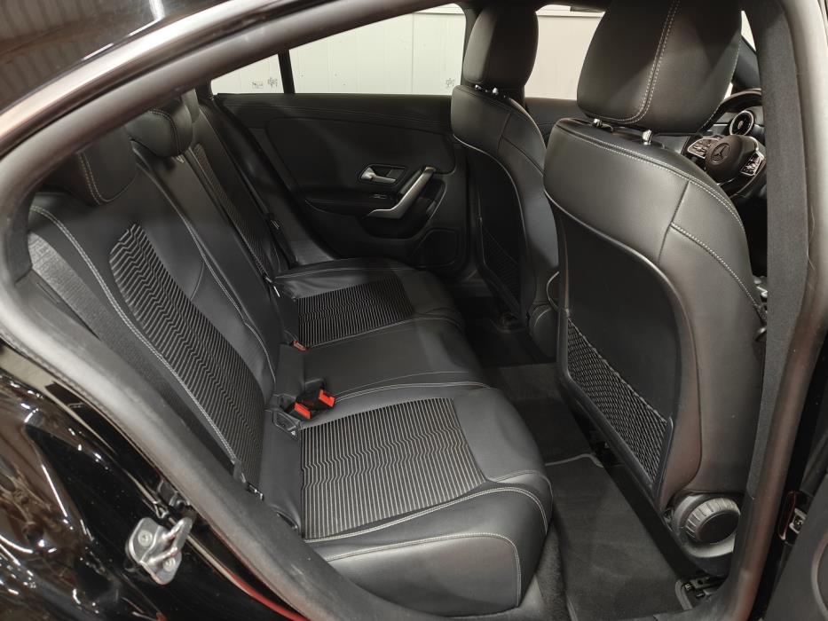 MERCEDES-BENZ CLA 2023