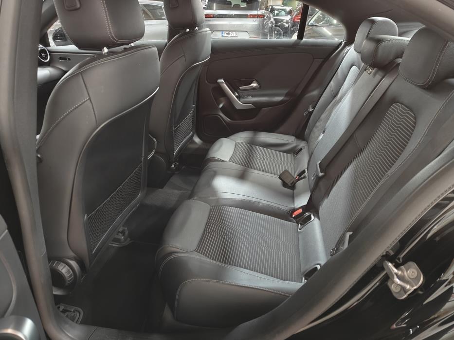 MERCEDES-BENZ CLA 2023