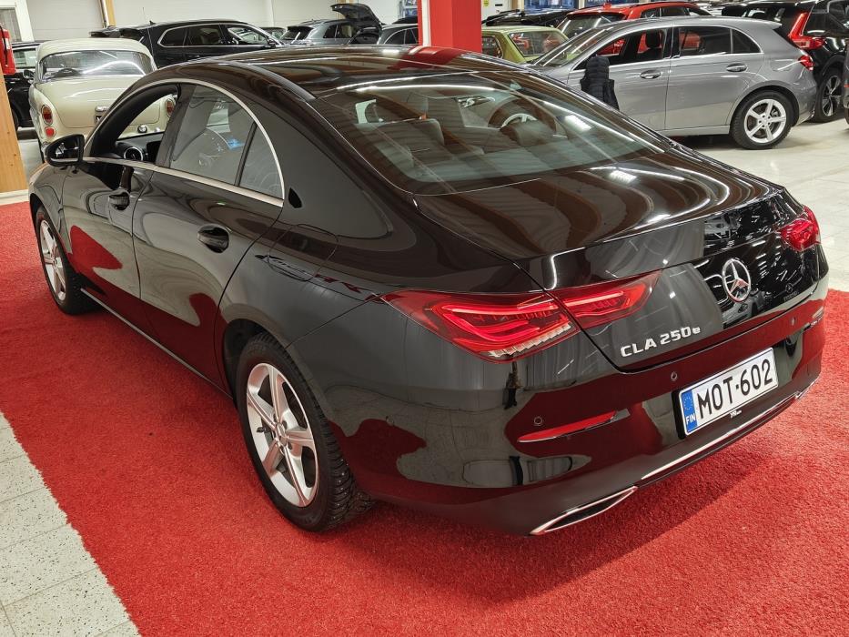 MERCEDES-BENZ CLA 2023