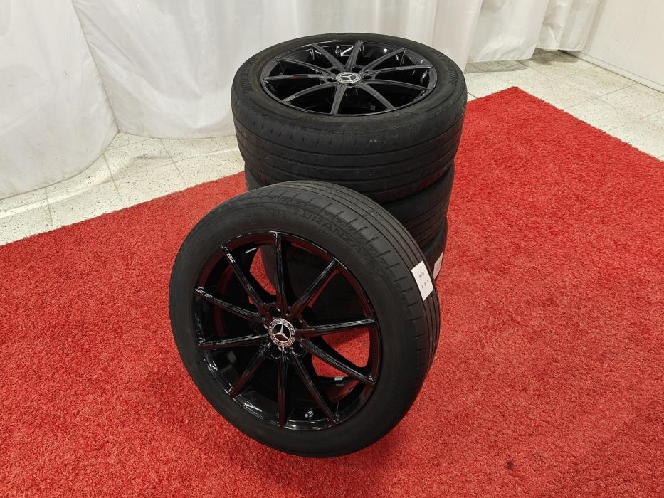 MERCEDES-BENZ EQE 2023