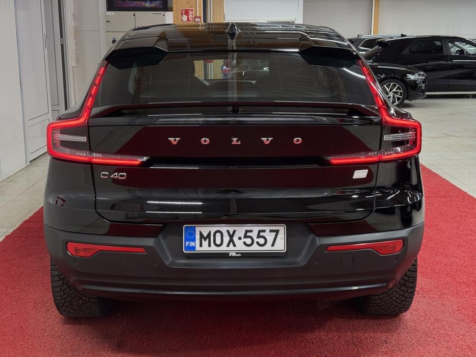 VOLVO C40 2023