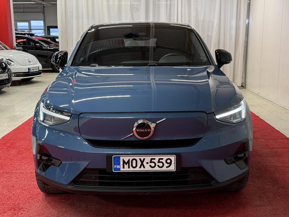 VOLVO C40 2023