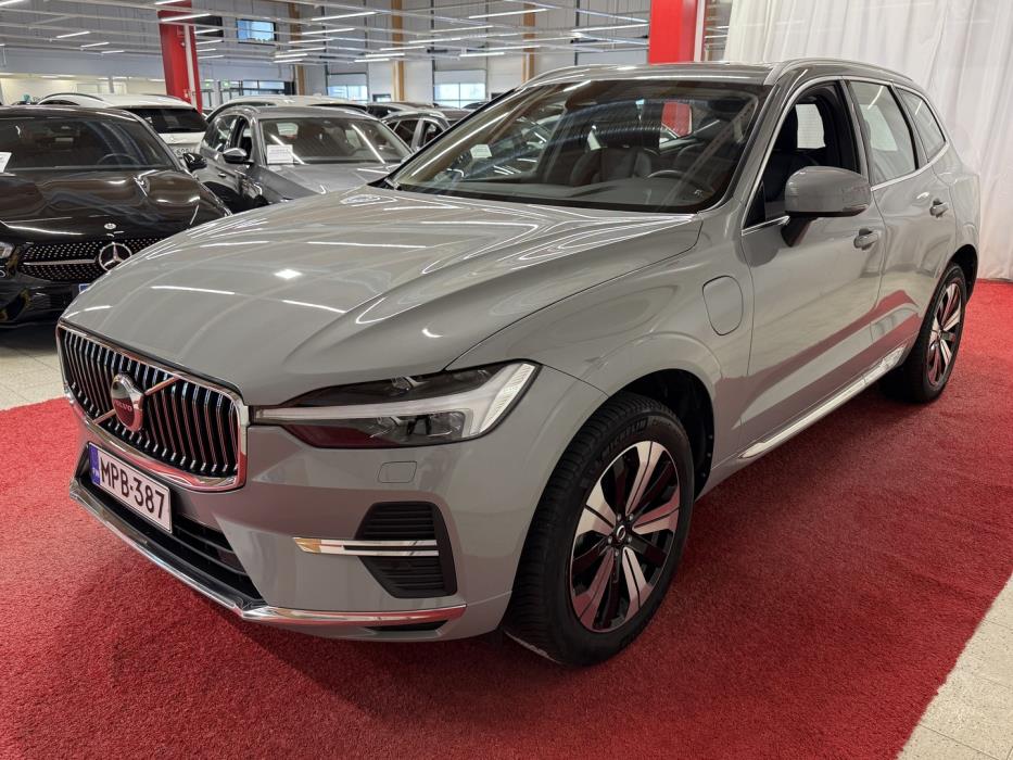 VOLVO XC60 2024