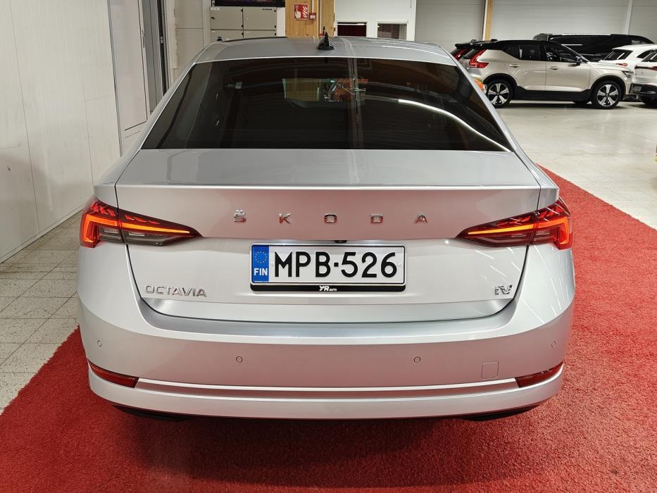 SKODA Octavia 2023