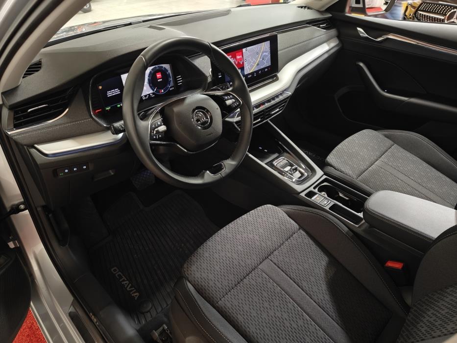 SKODA Octavia 2023