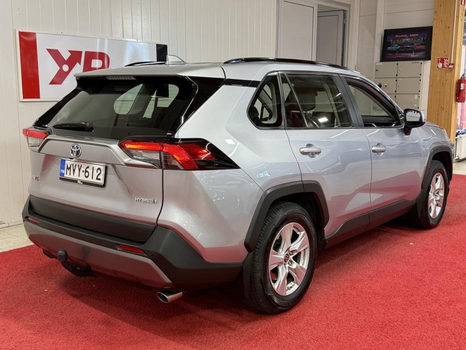 TOYOTA RAV4 2019