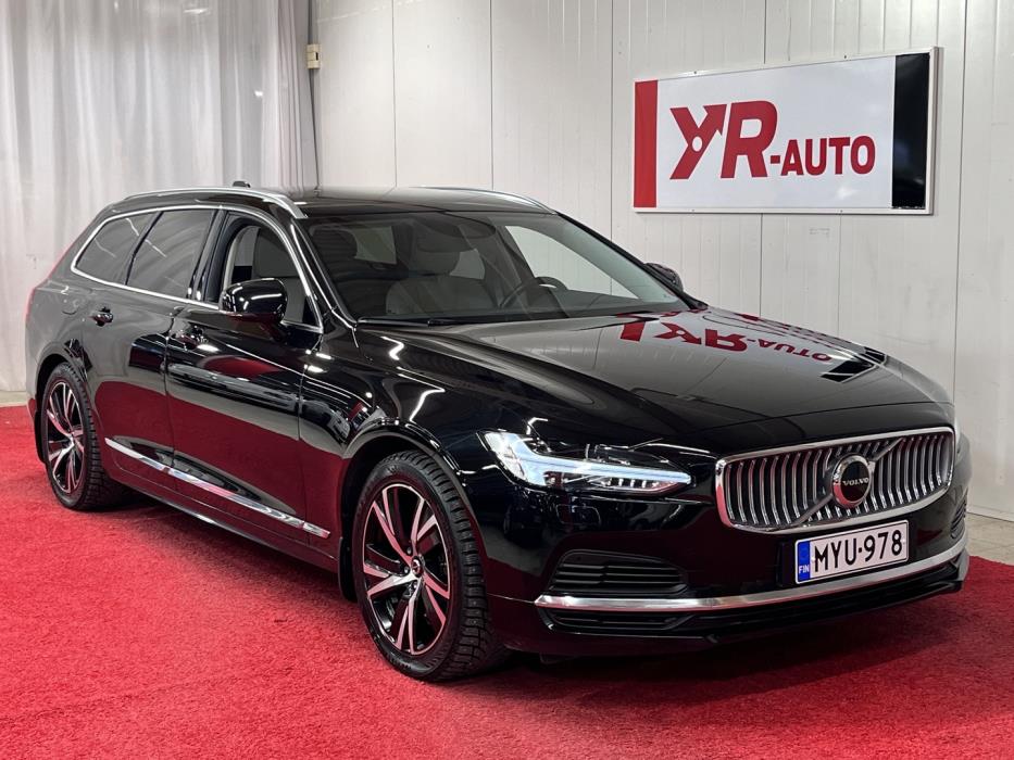 VOLVO V90 2021