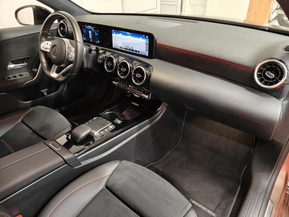 MERCEDES-BENZ A 2021