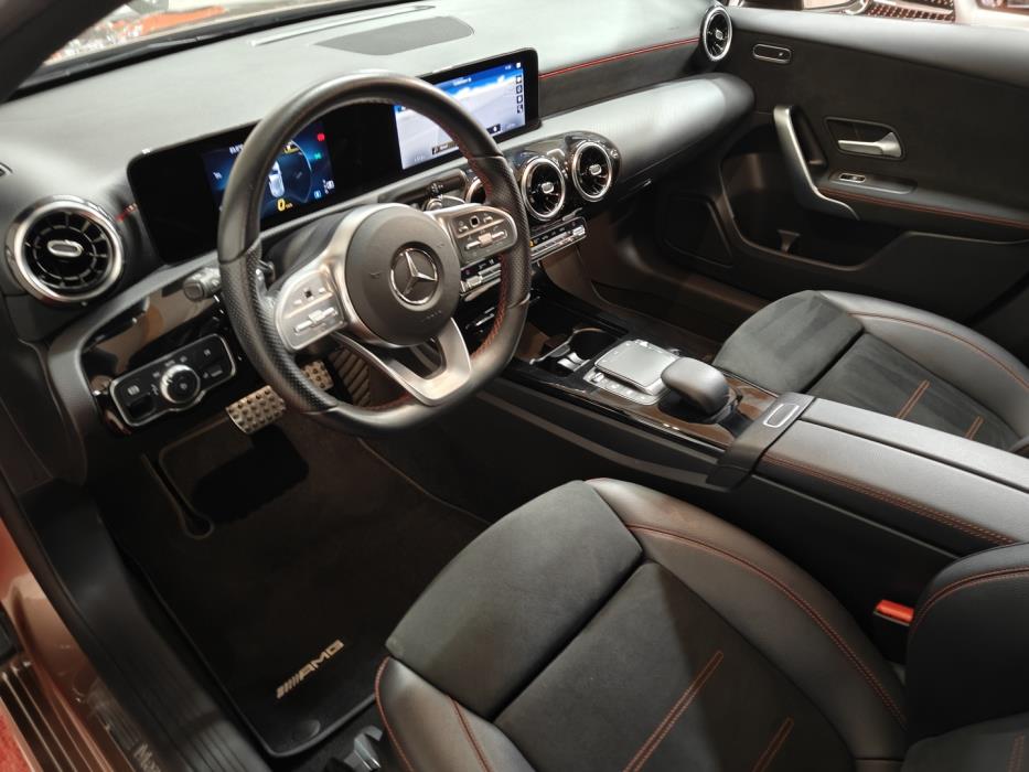 MERCEDES-BENZ A 2021