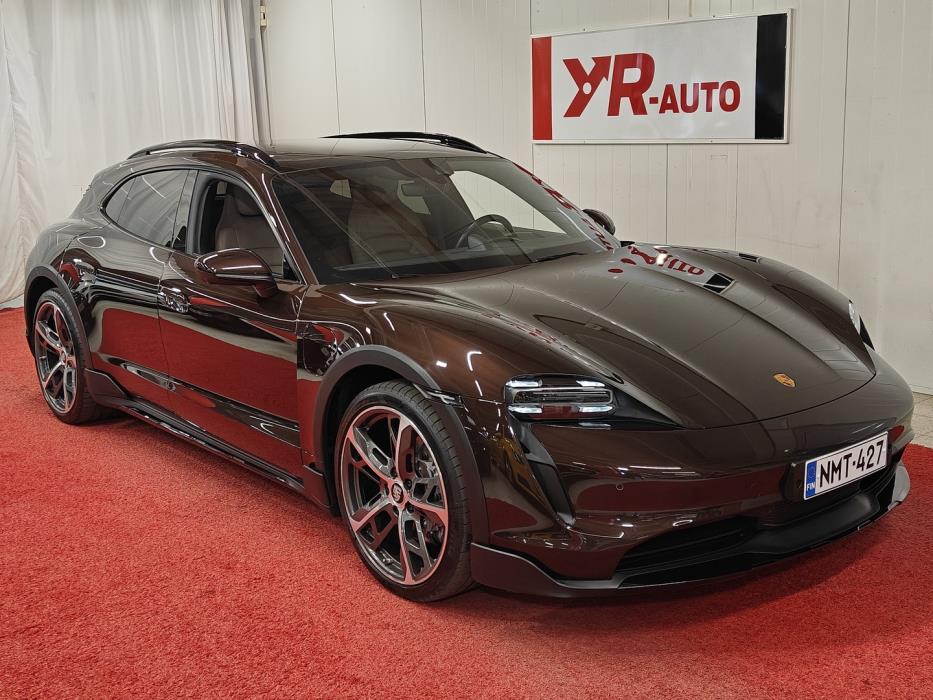 PORSCHE Taycan 2023