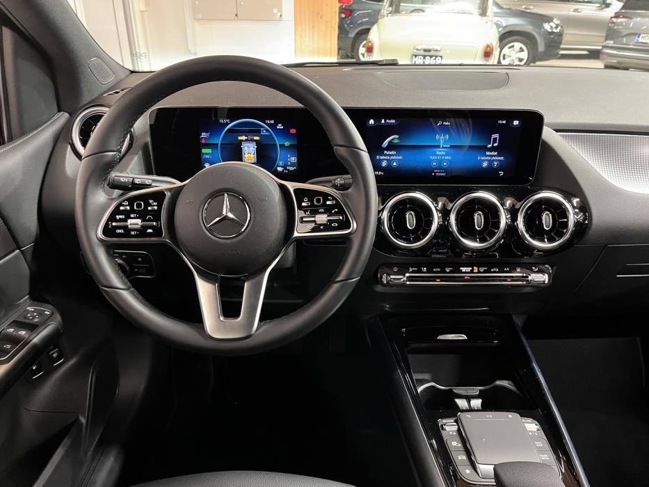 MERCEDES-BENZ B 2023