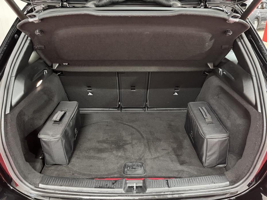 MERCEDES-BENZ B 2023