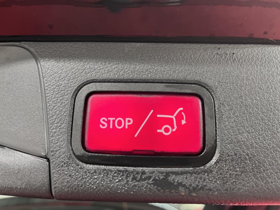 MERCEDES-BENZ B 2023