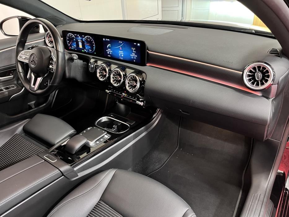 MERCEDES-BENZ A 2023