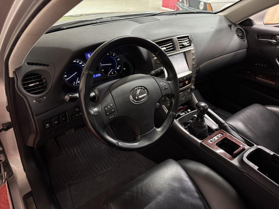 LEXUS IS 2007
