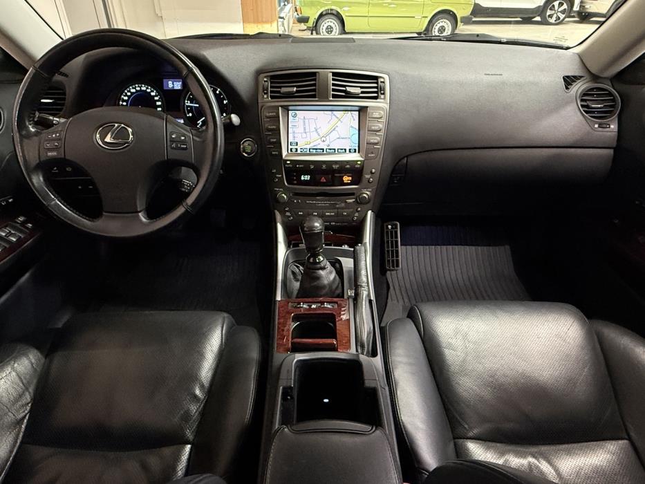 LEXUS IS 2007