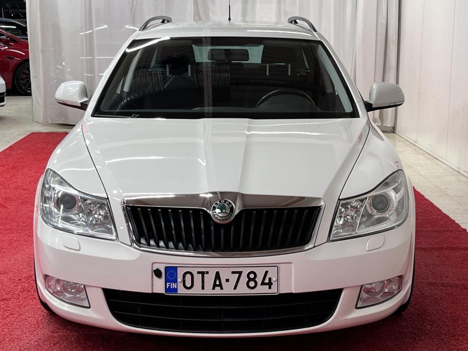 SKODA Octavia 2010