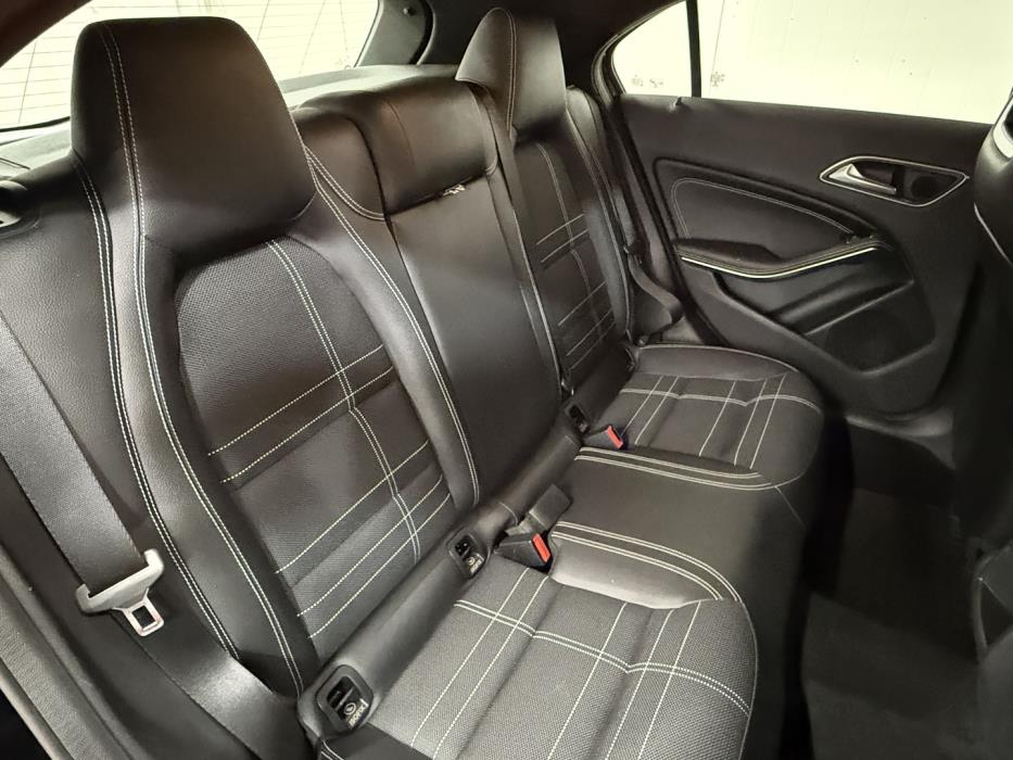 MERCEDES-BENZ A 2013