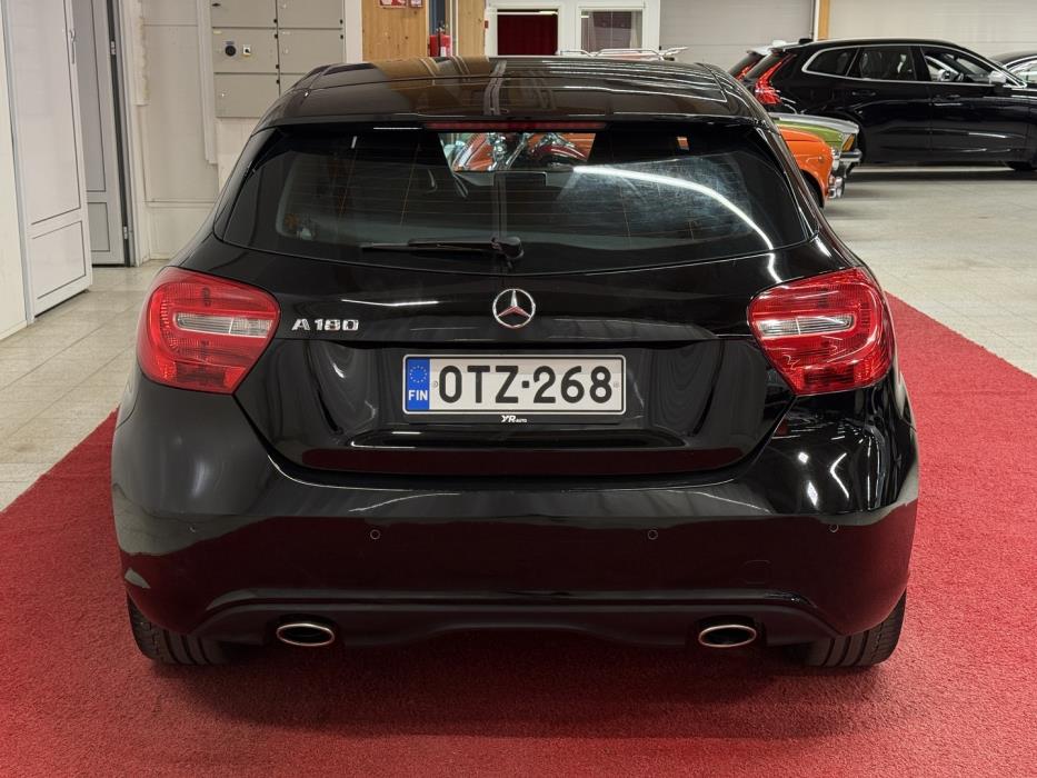 MERCEDES-BENZ A 2013