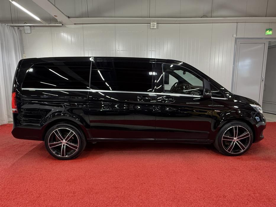 MERCEDES-BENZ V 2017