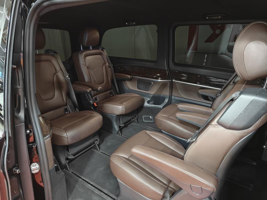 MERCEDES-BENZ V 2017