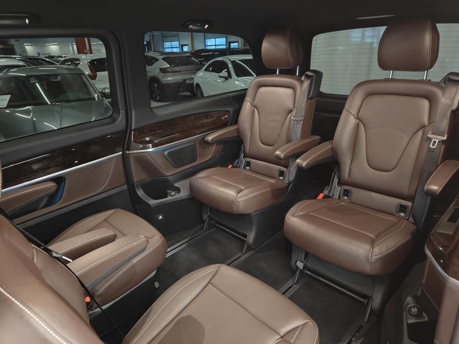 MERCEDES-BENZ V 2017