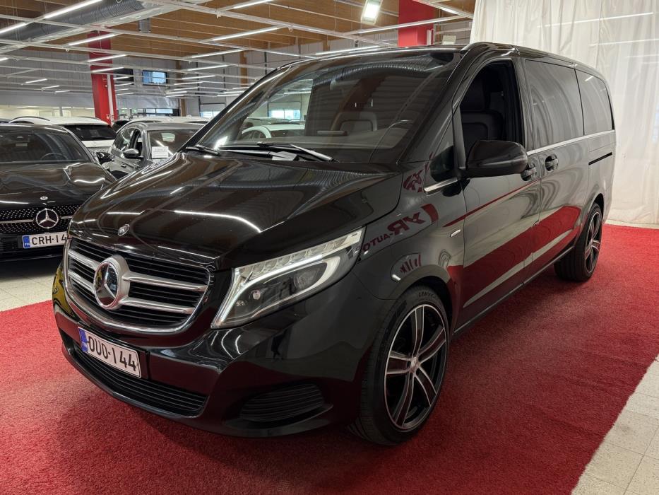 MERCEDES-BENZ V 2017