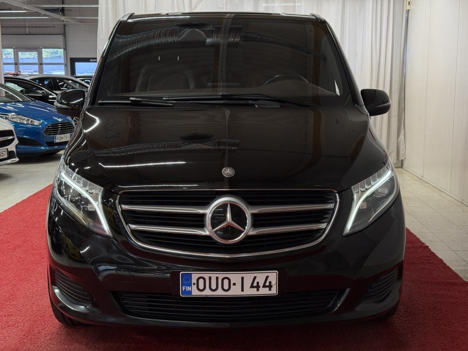 MERCEDES-BENZ V 2017