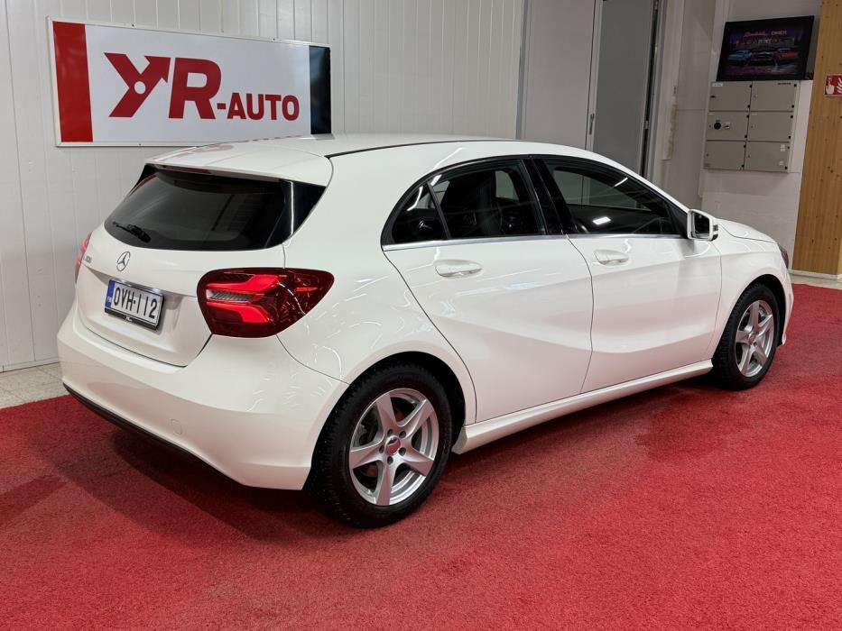 MERCEDES-BENZ A 2016