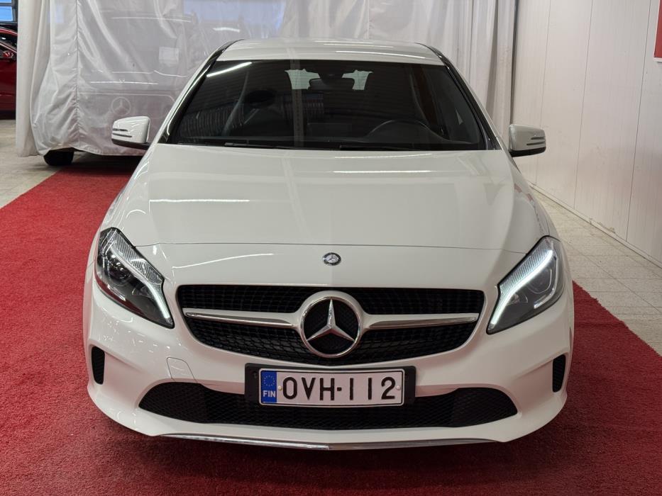 MERCEDES-BENZ A 2016