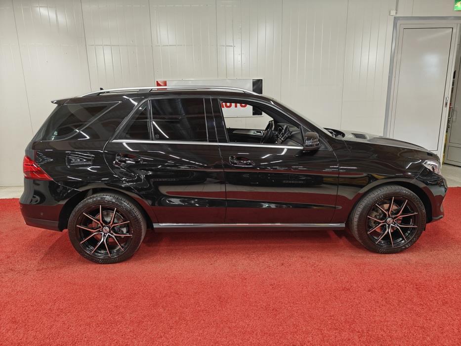 MERCEDES-BENZ GLE 2017
