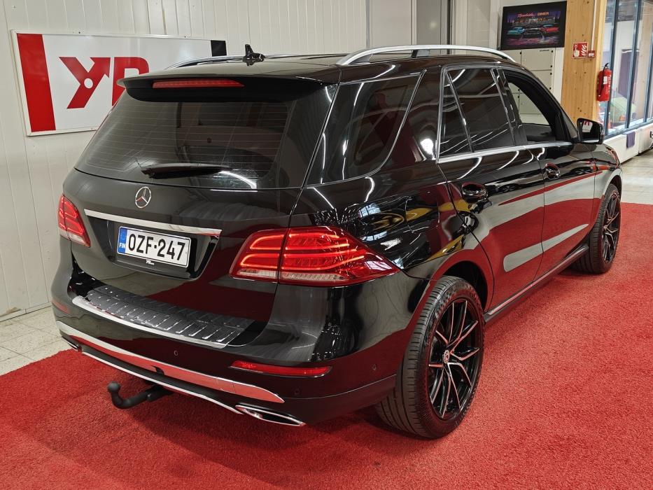 MERCEDES-BENZ GLE 2017