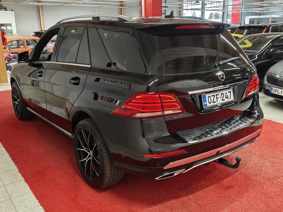 MERCEDES-BENZ GLE 2017
