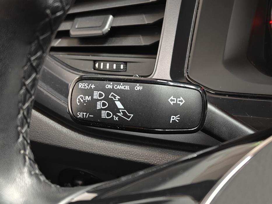 VOLKSWAGEN Polo 2020