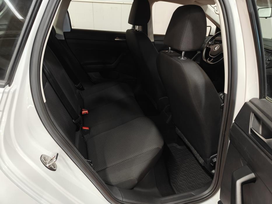 VOLKSWAGEN Polo 2020