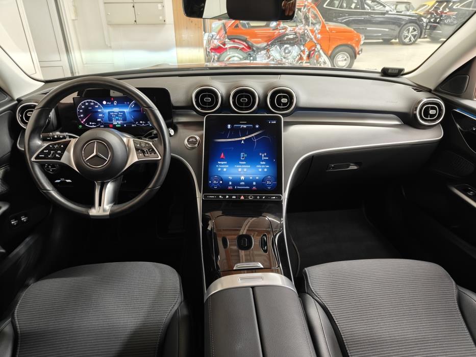 MERCEDES-BENZ C 2023